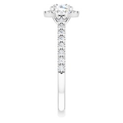 The Cora 0.80ctw Round cut Lab Grown Diamond Engagement Ring