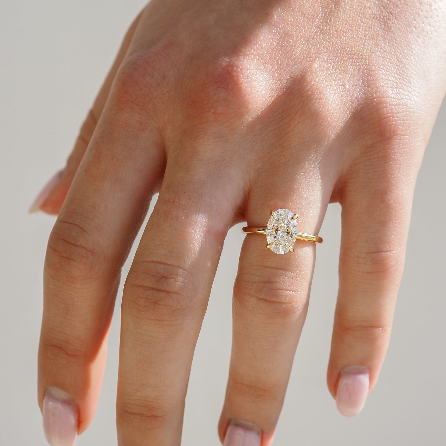 Oval Cut Engagement Rings