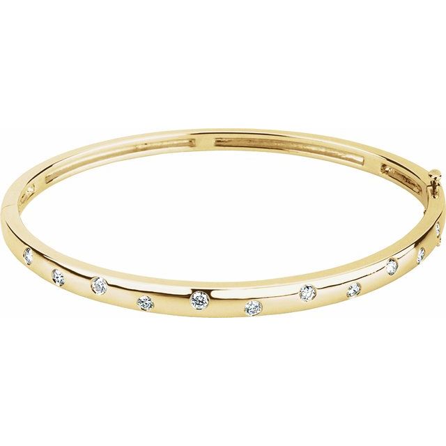 0.50ct Lab Grown Diamond Scattered Bangle in 14k Gold