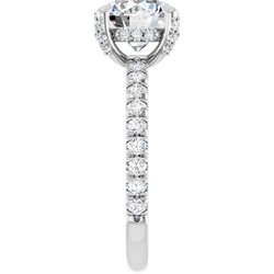 The Carolina 2.45ctw Round cut Lab Grown Diamond Engagement Ring