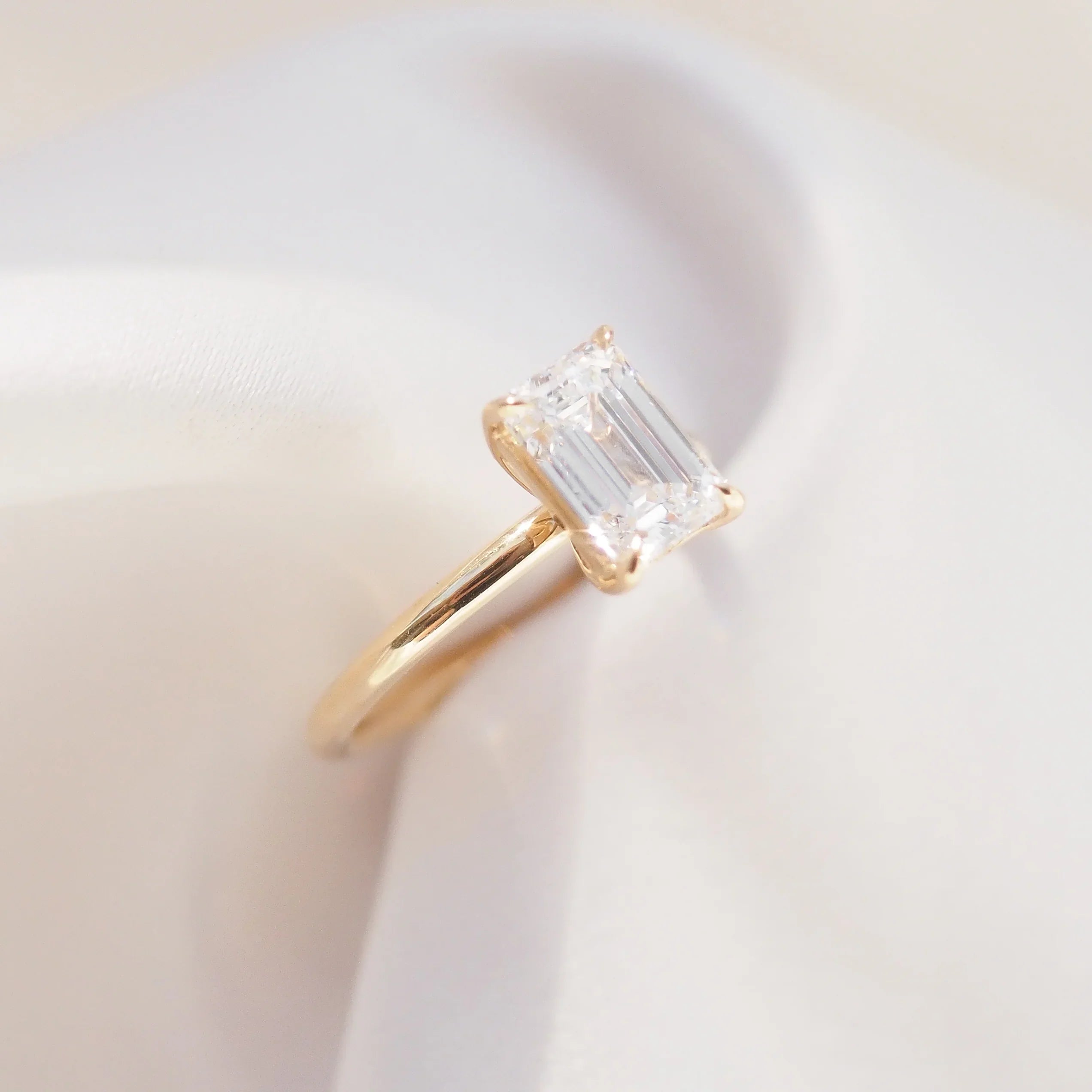 The Emma 1.00ct Emerald cut Lab Grown Diamond Solitaire Engagement Ring