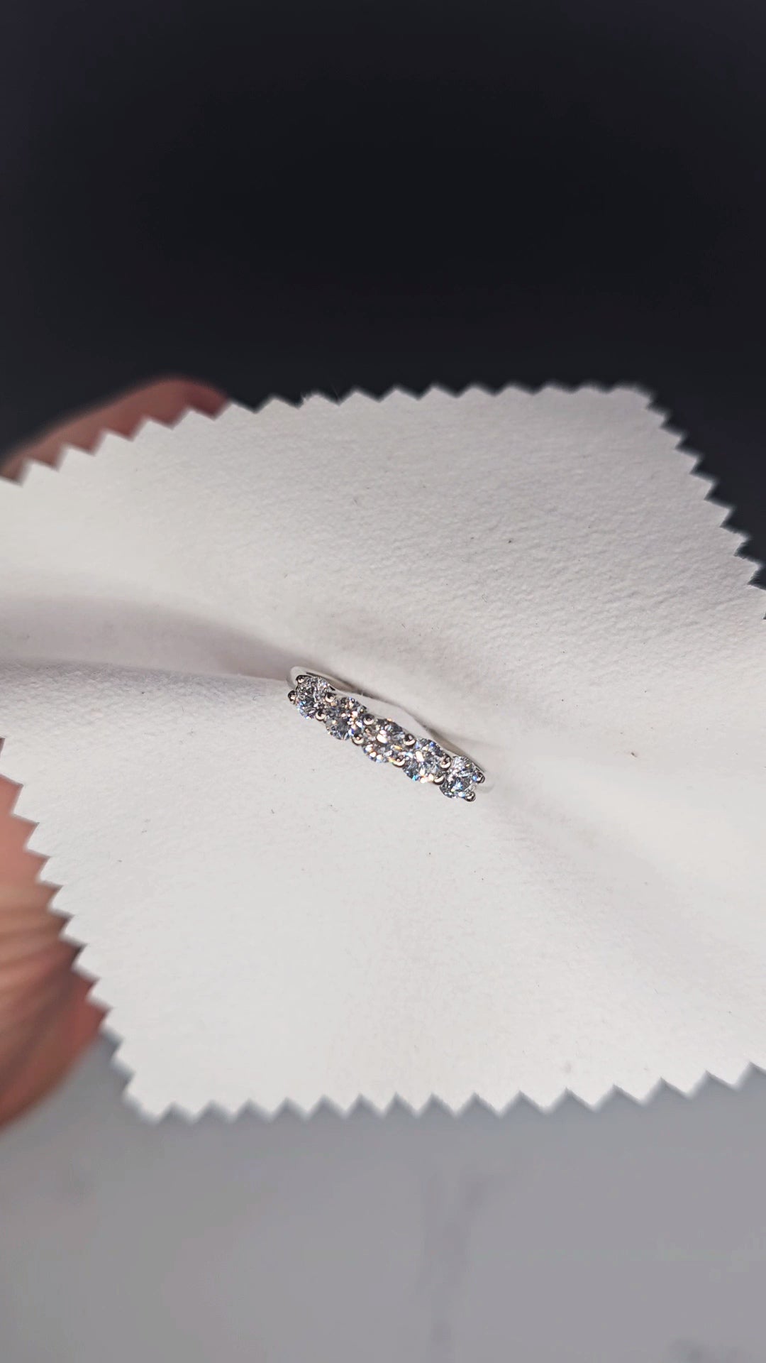 0.75ct Round Lab Grown Diamond 5 Stone U Claw Ring