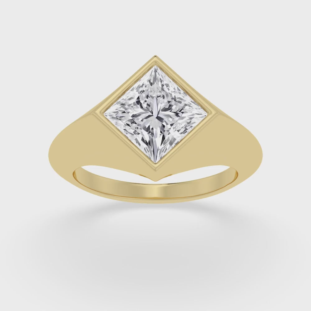 3.00ct Princess cut Lab Grown Diamond Signet Ring