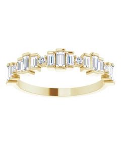 0.79ct Diamond Brilliant Baguette Ring in Gold-Yellow-I